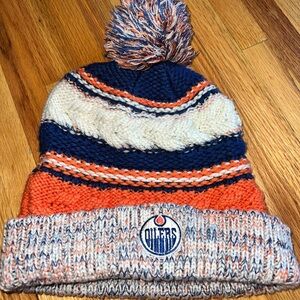 Vintage Edmonton Oilers CCM Cable Knit Pom Beanie Toque Winter NHL Hockey